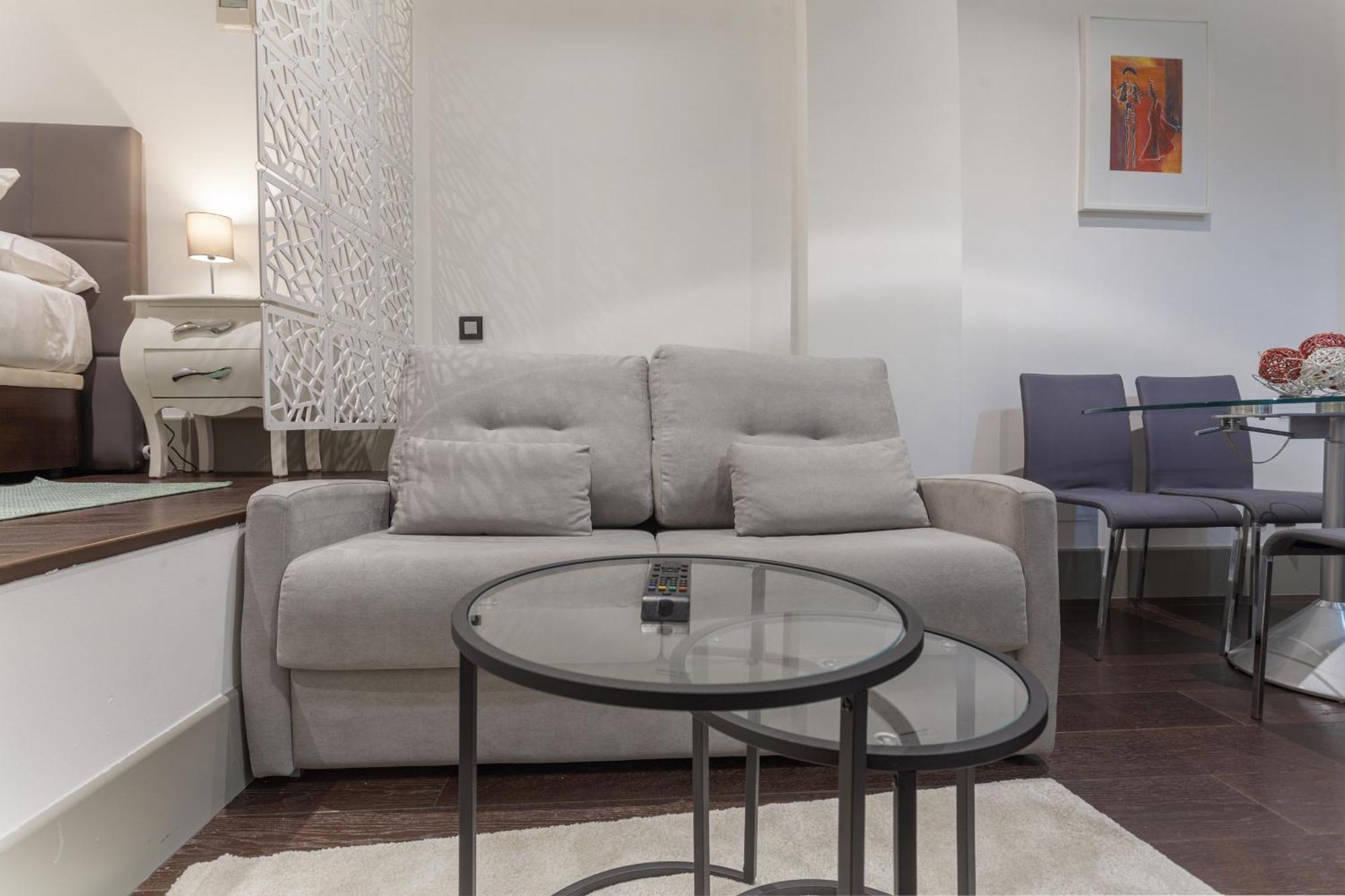 Apartamento Cibeles Studio En Madrid Exterior photo